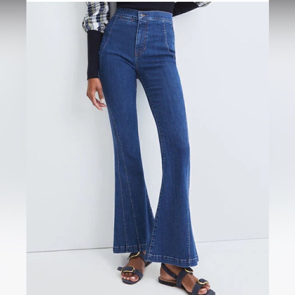 VERONICA BEARD

SHERIDAN BELL-BOTTOM JEAN | SEAMED | EXTENDED